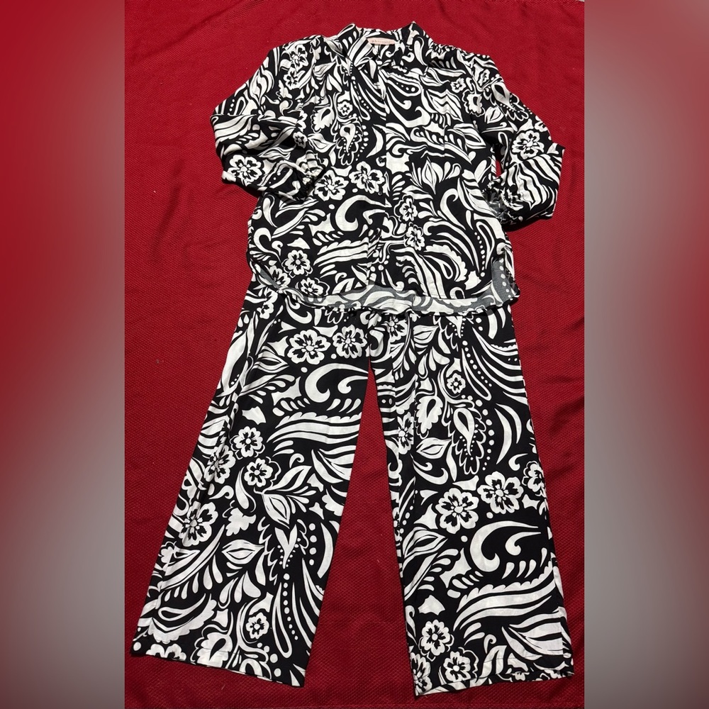 Philosophy Black and White Floral Wide Leg Jumpsuit